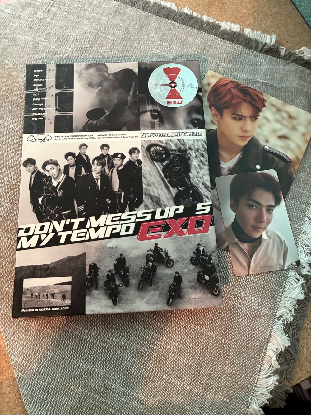 EXO - DON'T MESS UP MY TEMPO Album with Photo Cards (Black, Red, White)